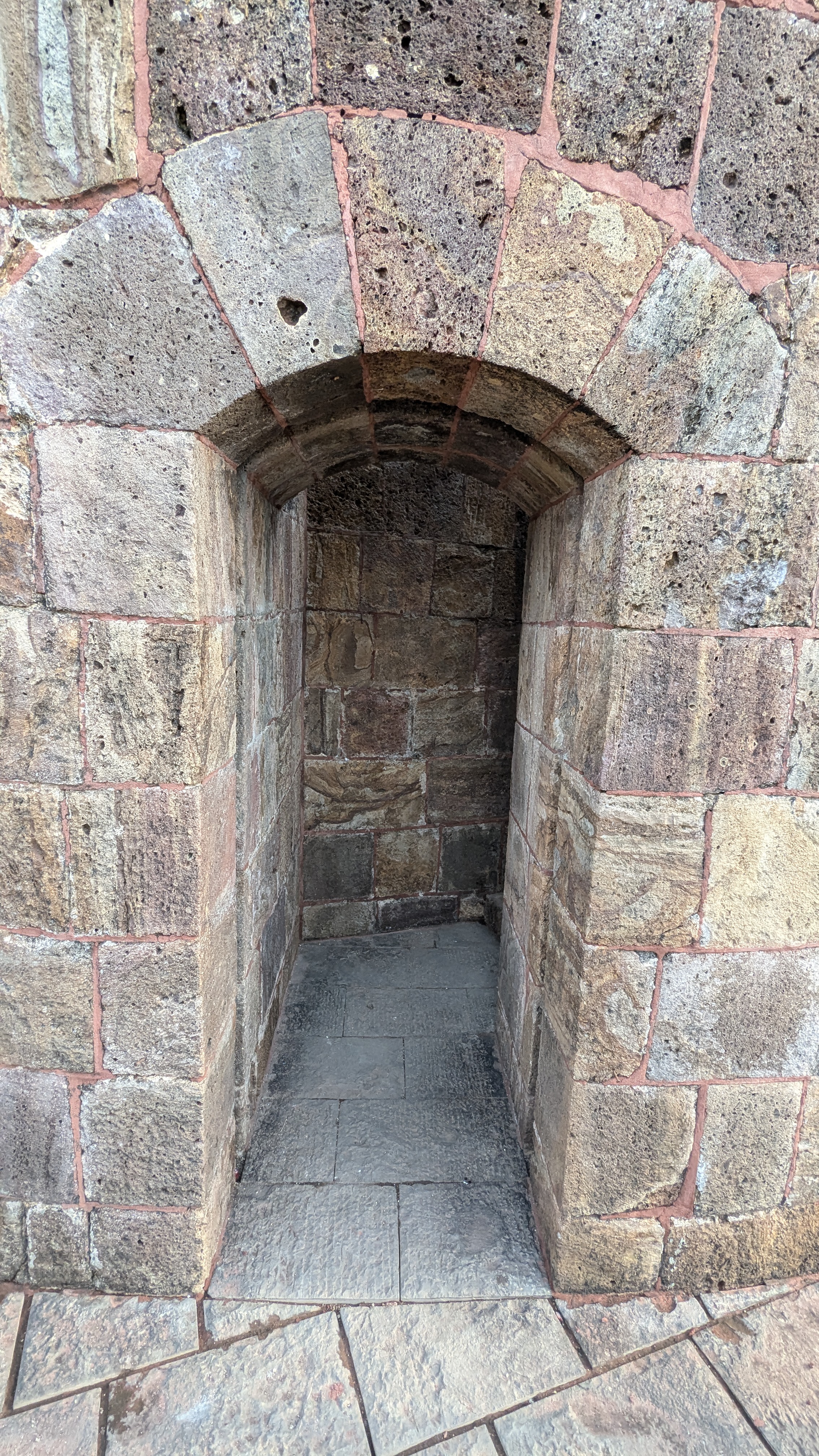 Ghodbunder Fort